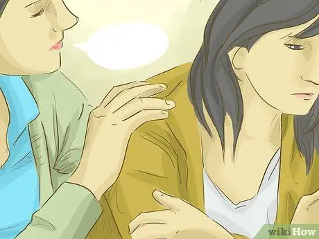 Утешайте свою дочь после разрыва, шаг 4