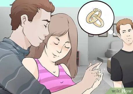 Заставь других парней перестать пялиться на твою хорошенькую жену, шаг 3