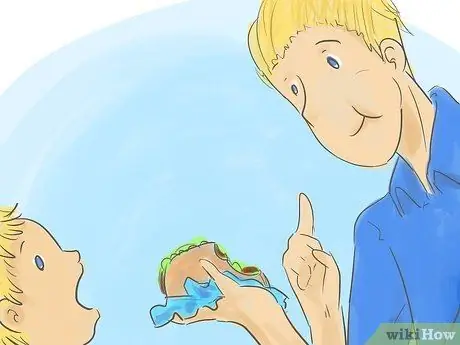 Научите ребенка жевать с закрытым ртом Шаг 3 Пункт 1