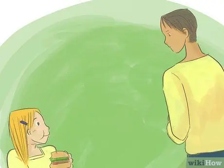 Научите ребенка жевать с закрытым ртом Шаг 5