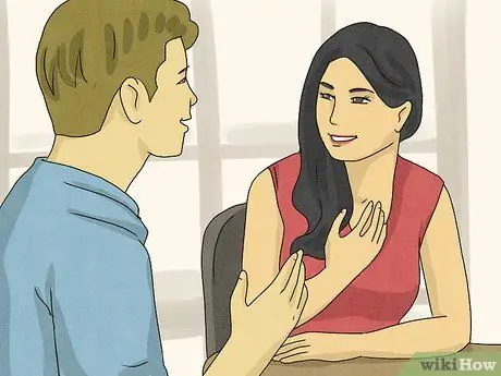 Узнай, состоит ли девушка в отношениях, шаг 1