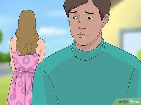 Утешайте девушку, когда она расстроена Шаг 8