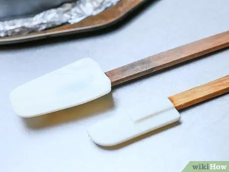 Извлеките чизкейк из пружинной формы Шаг 9