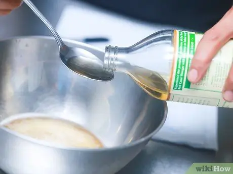 Очистите волосы пивом, шаг 6