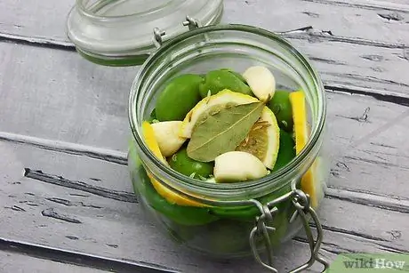 Приготовить маринованные оливки Шаг 4