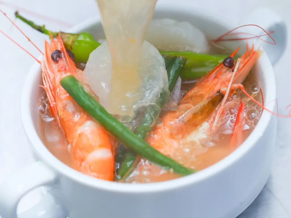 Как приготовить синиган на хипон (креветки в кислом супе): 8 шагов