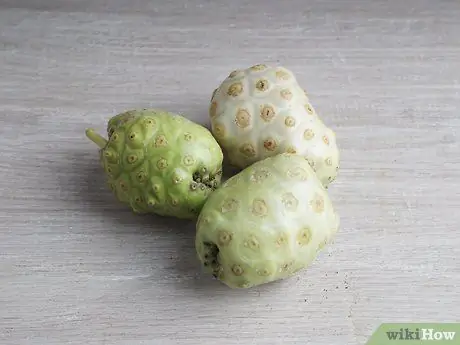 Приготовить сок нони, шаг 2