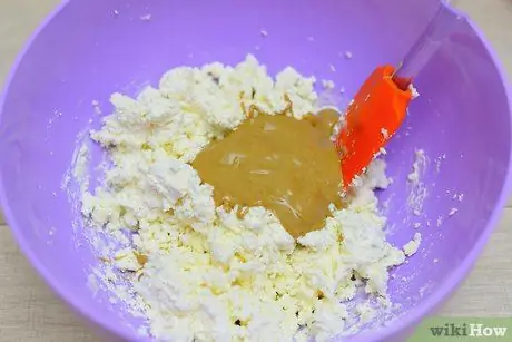 Приготовьте пирог с арахисовым маслом Шаг 3