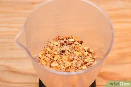 Приготовить корочку чизкейка без глютена, шаг 1