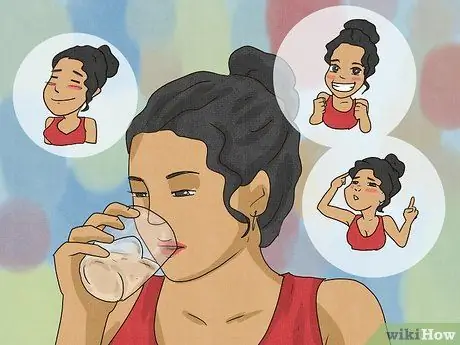 Впервые выпить на вечеринке Шаг 4