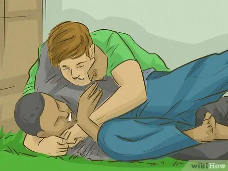 Выиграйте уличную драку, шаг 6