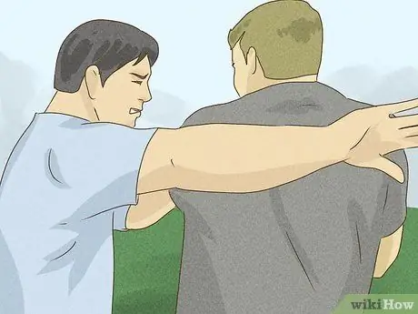 Сделайте удушающую задержку со спящим, шаг 2