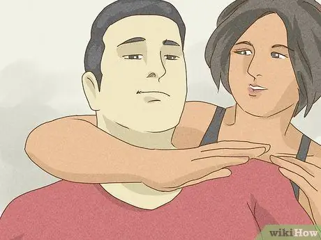 Сделайте удушающую задержку со спящим, шаг 4