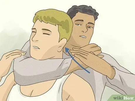 Сделайте удушающую задержку со спящим, шаг 5