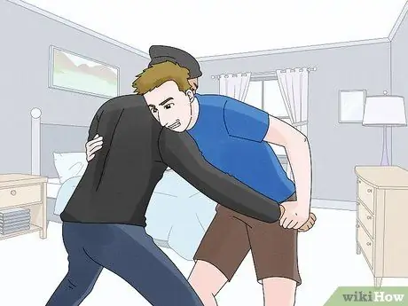 Скрыться от убийцы Шаг 10