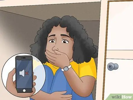 Скрыться от убийцы Шаг 2