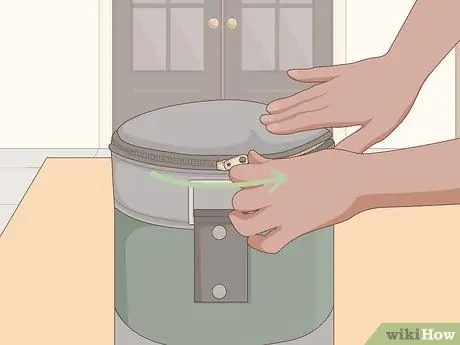 Наполнение боксерской груши Шаг 12