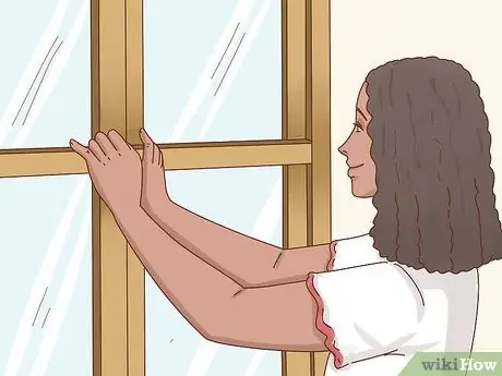 Разобраться со взломщиком, ворвавшимся в ваш дом Шаг 4