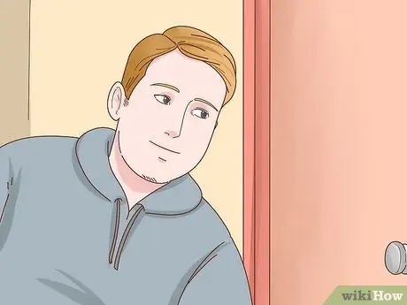 Разобраться со взломщиком, ворвавшимся в ваш дом Шаг 5