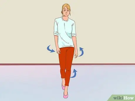 Идите, как модель с подиума, шаг 10