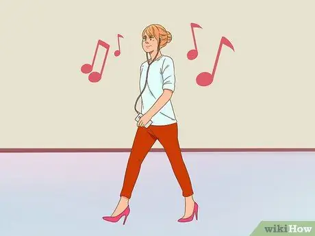 Прогулка, как модель с подиума, шаг 8