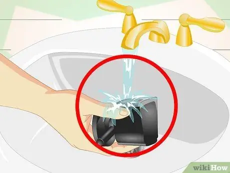 Держите воду в аквариуме чистой, шаг 7