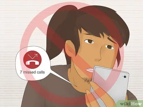 Попросите парня пригласить вас на свидание Шаг 9