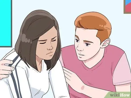 Утешить девушку шаг 1