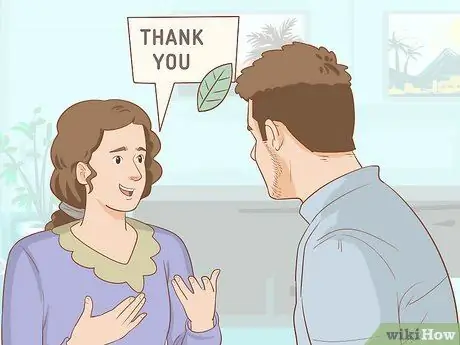 Сделайте комплимент парню за его личность Шаг 9