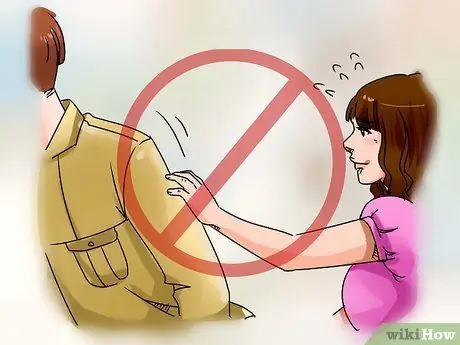 Заставьте парня признать, что вы ему нравитесь Шаг 8