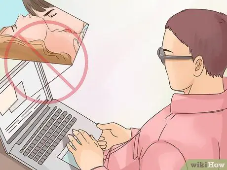 Попросите коллегу поработать на одну ночь Шаг 12