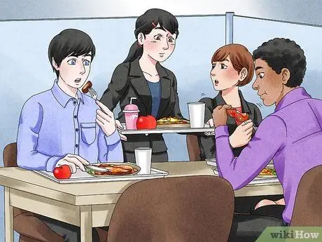 Намеки на то, что кто-то влюблен в вас Шаг 1