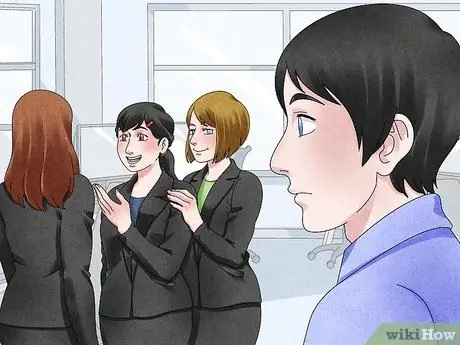 Подсказки о том, что кто-то влюблен в вас Шаг 8