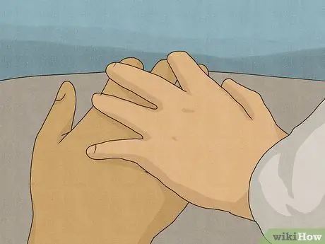 Что делать, если ваш партнер не умеет вас утешать Шаг 10