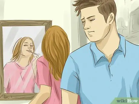 Узнай, изменяет ли тебе твоя подруга Шаг 1