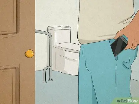 Сообщите, что ваш парень что-то скрывает на своем телефоне Шаг 7