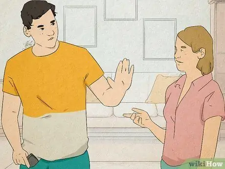 Сообщите, что ваш парень что-то скрывает на своем телефоне Шаг 8