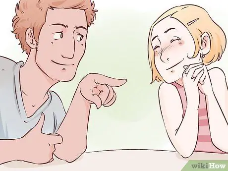 Добейтесь того, чтобы вы понравились девушке, когда ей неинтересны отношения Шаг 8