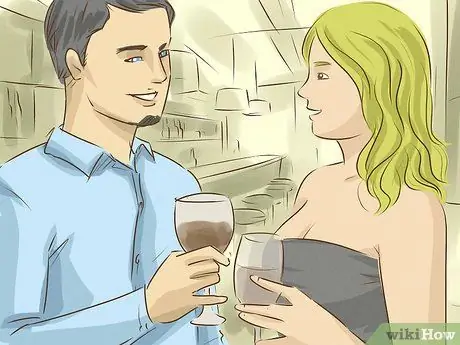 Заставь своего бывшего парня ревновать, шаг 3