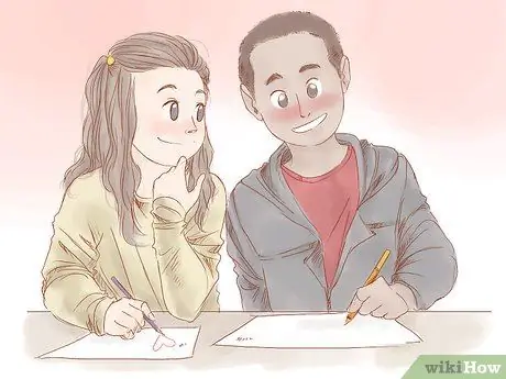 Заставь тебя полюбить мальчика в средней школе Шаг 5