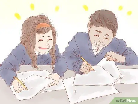 Заставь тебя полюбить мальчика в средней школе Шаг 9