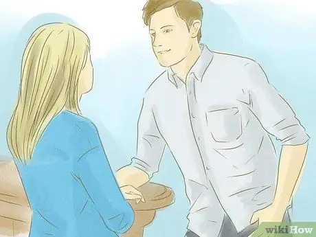 Как узнать, интересуется ли вы парню Шаг 2