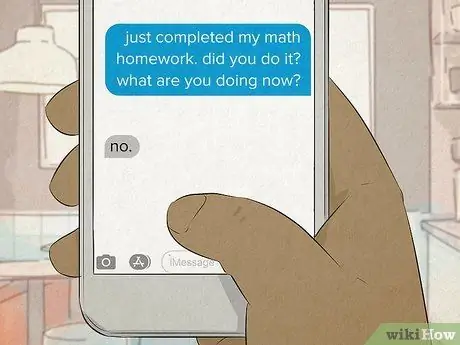 Сообщите, проверяет ли вас девушка с помощью текстов Шаг 3