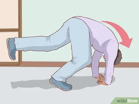 Совершить прыжок в паркуре, шаг 17