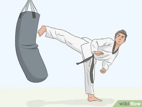 Удар ногой (в боевых искусствах) Шаг 14