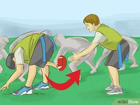 Играть в Flag Football Step 12
