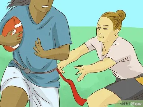 Играть в Flag Football Step 17