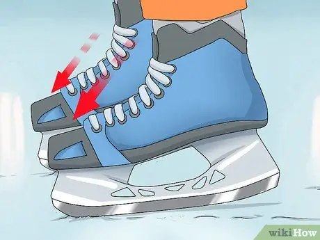 Удар по хоккейной шайбе Шаг 6