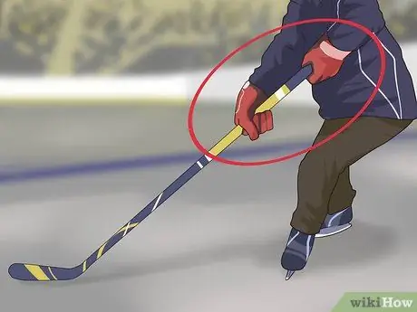 Хоккейная остановка Шаг 8