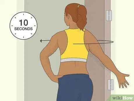 Растяните бицепс Шаг 4